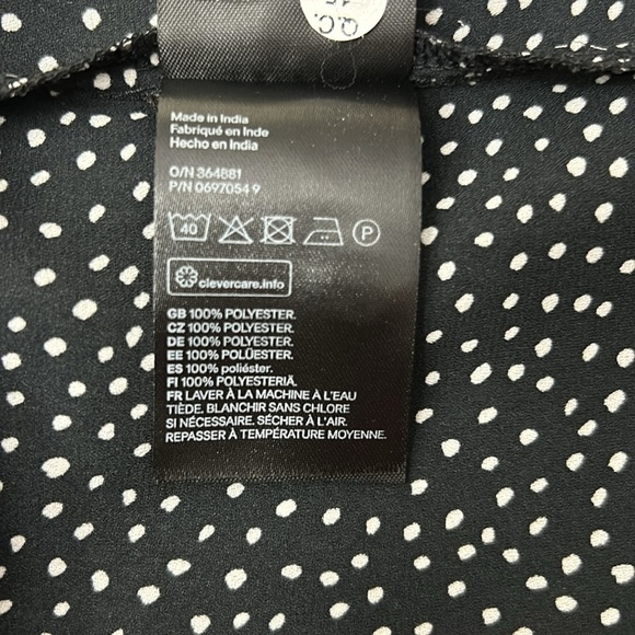 H&M Black and White Polka-dot Long Sleeve Button Down Blouse. Size 12. - Picture 8 of 11